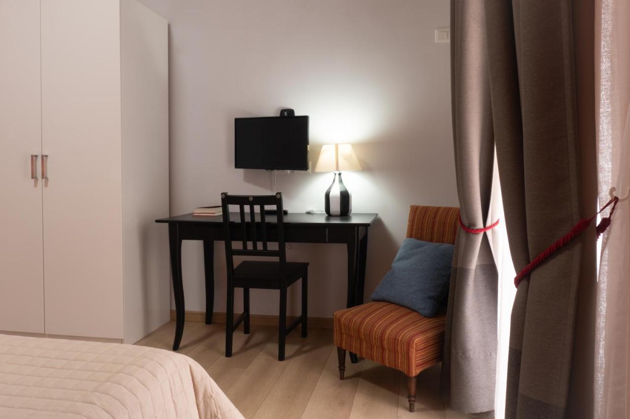 Casa Amato_2_Regina Giovanna Neapol Zewnętrze zdjęcie